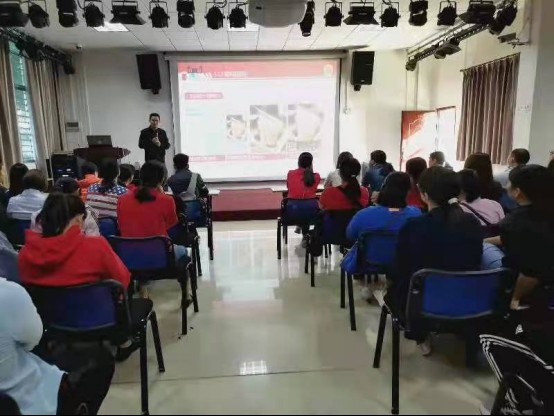 20211019电商基地为企业举行新型学徒制学员培训 二等电商143.png