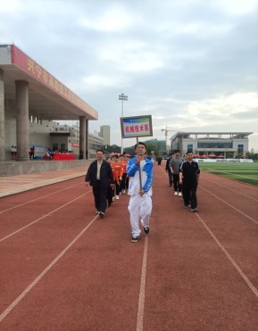 机械技术系师生积极参与学校田径运动会（2021.11.23）136.png