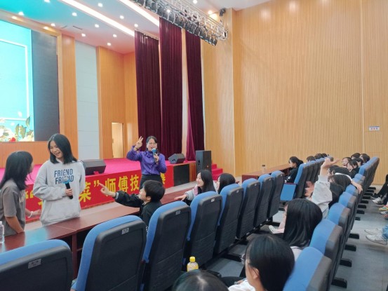 学前教育专业开展幼儿园日常管理知识讲座(艺术系供稿)209.png