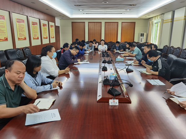 招就科组织召开2020级电商专业校企合作校内实习动员会1.jpg