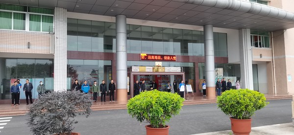 mmexport1670203712526.jpg