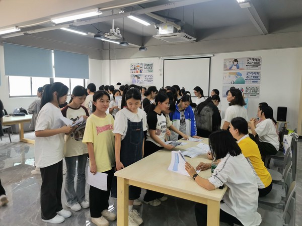 20240509我院组织2021级幼儿教育专业学生开展岗位实习活动2.jpg
