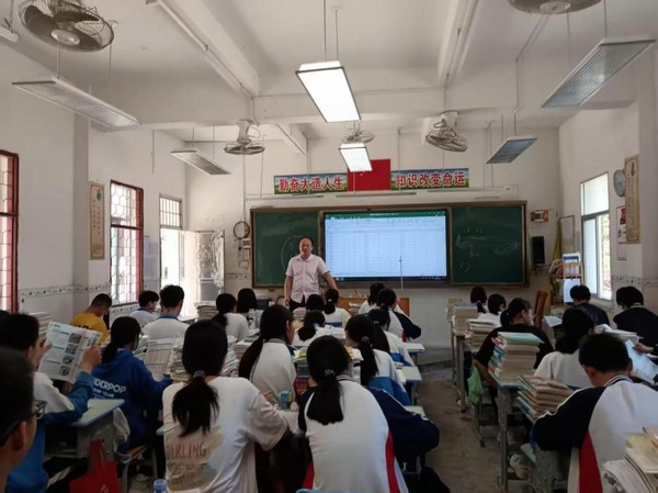 到兴宁各乡镇各中学招生宣传1.png