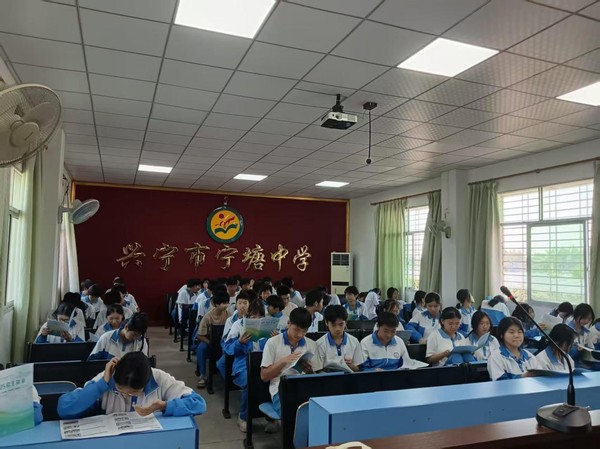 到兴宁各乡镇各中学招生宣传3.png