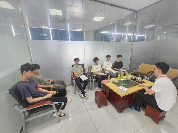 2023级学生赴辰浩医疗科技（广东）有限公司实习3.png