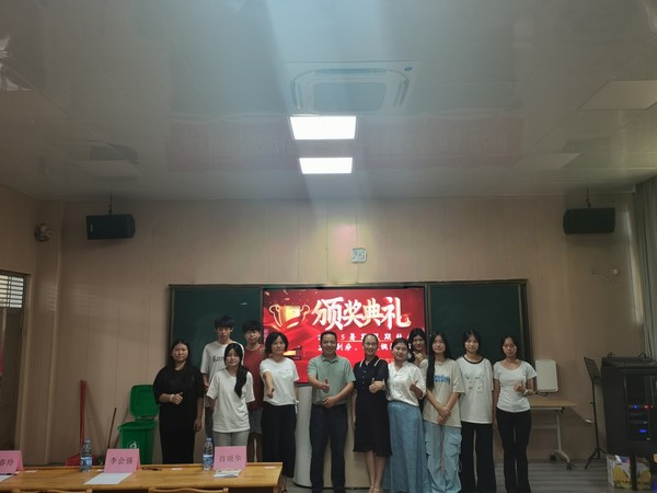 刮痧针灸4.png