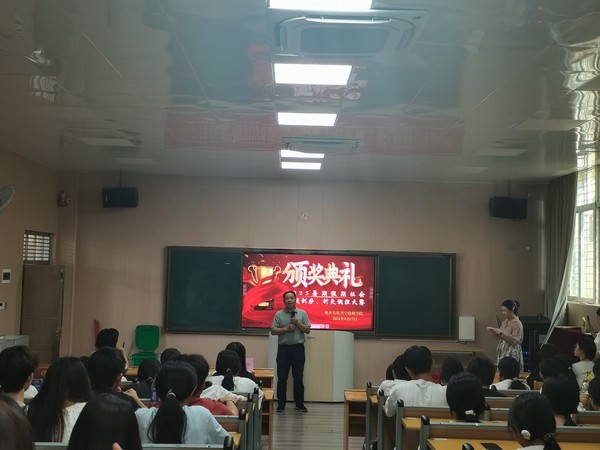 刮痧针灸6.png