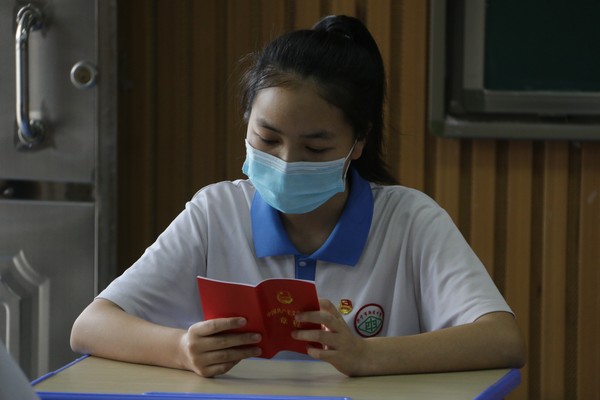 030.jpg
