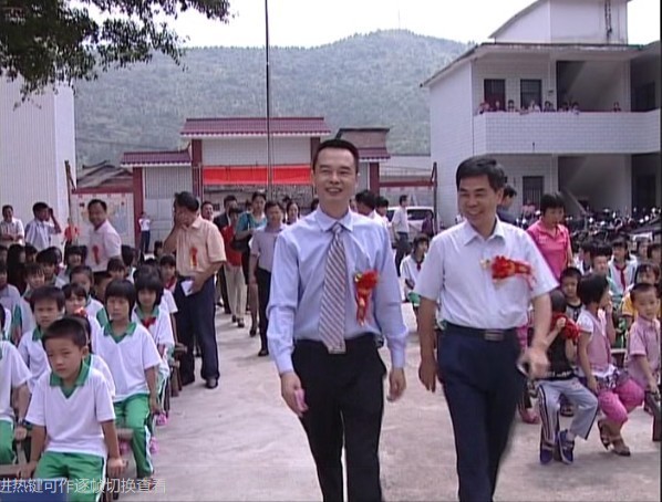 2012053018142558832.jpg