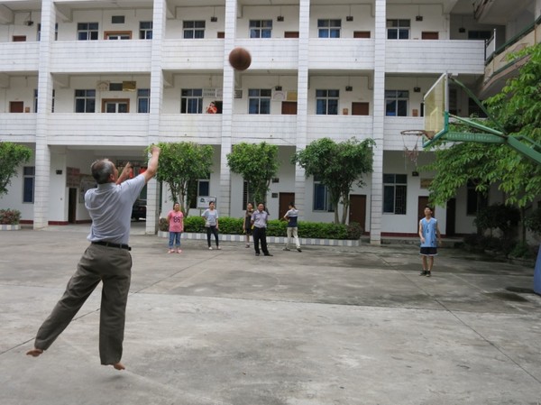 2015051413184460142.jpg